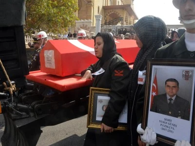 Şehit uzman &ccedil;avuş, Kahramanmaraş'ta toprağa verildi