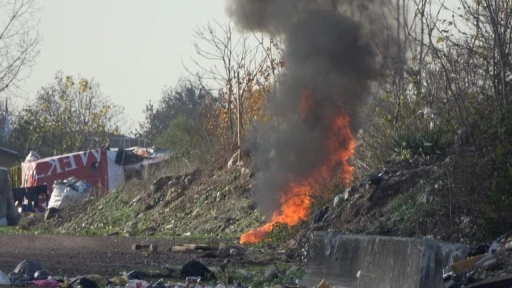 Şehrin g&ouml;beğinde rezil g&ouml;r&uuml;nt&uuml;
