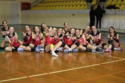 Şehzadeler Belediyesi Manisa BBSK&rsquo;yı 3-2 yendi
