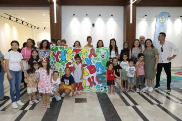 Şehzadeler&rsquo;de &ccedil;ocuklar barışı sanatla anlattı
