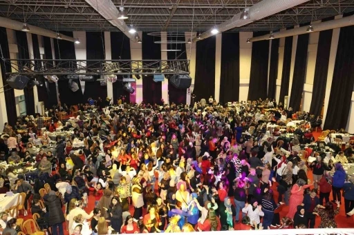 Şehzadeler kadınları &rsquo;Yeni Yıl Kadınlar Matinesinde&rsquo; g&ouml;n&uuml;llerince eğlendi
