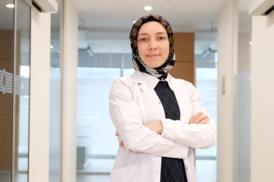 Şeker, Yetişkinlerde de Ağız ve Diş Sağlığını Tehdit Ediyor!