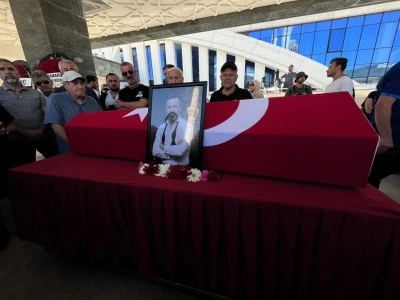 Seksenler'in &uuml;nl&uuml; oyuncusu Serhat Kılı&ccedil;, toprağa verildi