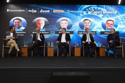 Sekt&ouml;r Temsilcileri Otomotivin D&ouml;n&uuml;ş&uuml;m&uuml; Konferansında Buluştu