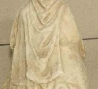 Selanik&rsquo;te &ccedil;&ouml;p poşetinde 2 bin yıllık heykel bulundu