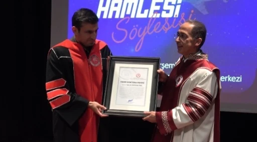 Sel&ccedil;uk Bayraktar&rsquo;a fahri doktora unvanı
