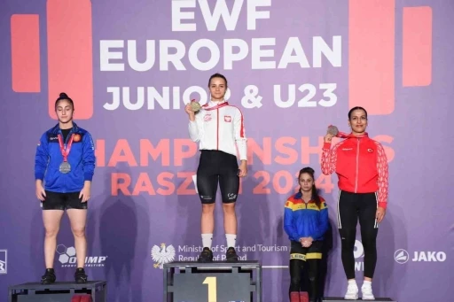 Sel&ccedil;uk &Uuml;niversitesi &ouml;ğrencilerinden Avrupa Şampiyonasında 12 madalya
