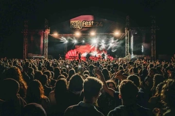 Selfy Fest&rsquo;24 y&uuml;z binlerce &ouml;ğrencinin katılımıyla ger&ccedil;ekleştirildi
