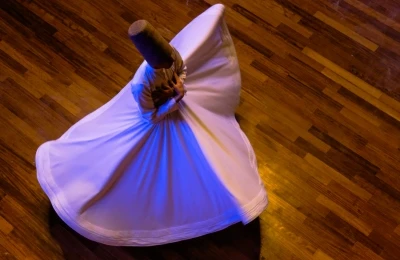 Semazenbaşı: 'Kafe, restoran gibi yerlerde sema edilmesini tasvip etmiyoruz'