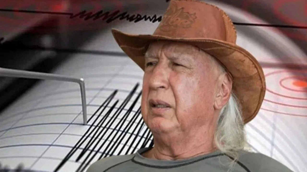  Şener &Uuml;ş&uuml;mezsoy'dan uyarı!