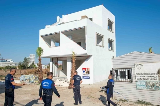 Seyhan Belediyesi ka&ccedil;ak yapılara izin vermiyor
