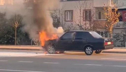 Bursa'da seyir halindeki ara&ccedil; alev topuna d&ouml;nd&uuml;