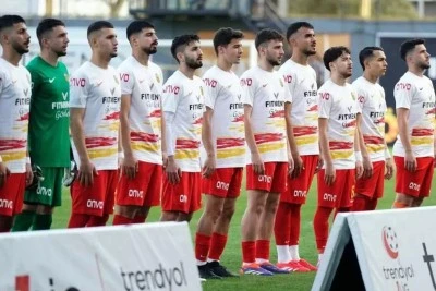 Sezon boyunca 14 gol atıp 153 gol yedi