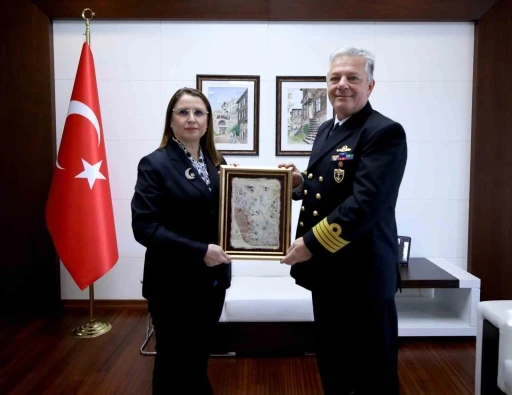 SHOD Başkanı Deniz Kurmay Albay Kuşlaroğlu, Bartın&rsquo;da 29 Ekim t&ouml;renine katıldı
