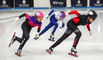 Short Track heyecan s&uuml;r&uuml;yor
