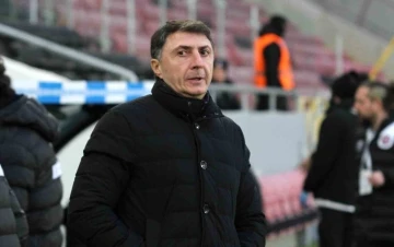 Shota Arveladze: &ldquo;Saha bazen &ccedil;abuk oyunlara m&uuml;saade etmiyor&rdquo;