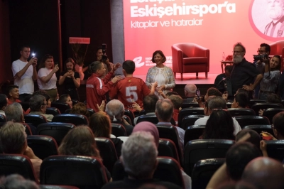 Şiir Ve Futbol Eskişehir&rsquo;de Buluştu