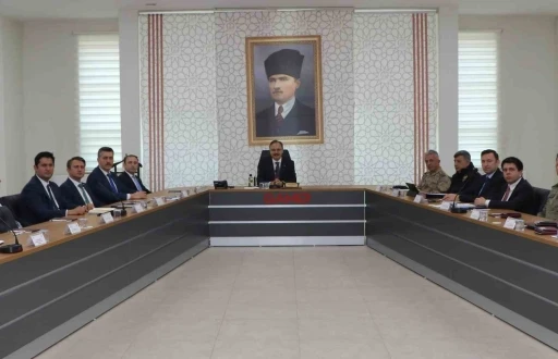 Siirt&rsquo;te g&uuml;venlik ve asayiş değerlendirme toplantısı yapıldı
