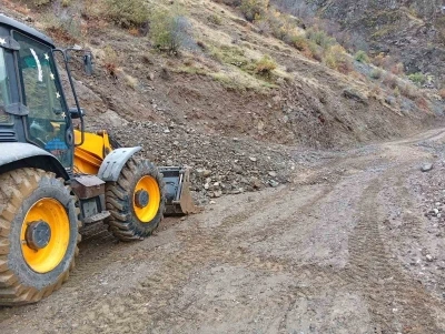 Siirt&rsquo;te sağanak yağış heyelana neden oldu