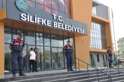 Silifke Belediyesi'ne yapılan operasyonun detayları! 