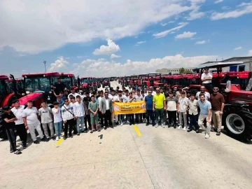 Silopi&rsquo;den 80 &ouml;ğrenci k&uuml;lt&uuml;r gezisi i&ccedil;in Konya&rsquo;ya g&ouml;t&uuml;r&uuml;ld&uuml;
