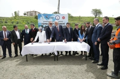 Simav&rsquo;da &Uuml;niversite Yerleşkesine yapılacak cami ve Gen&ccedil;lik Merkezinin temeli atıldı
