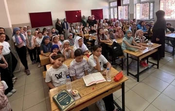 Simav&rsquo;da Yaz Kur&rsquo;an kurslarında seminerler devam ediyor
