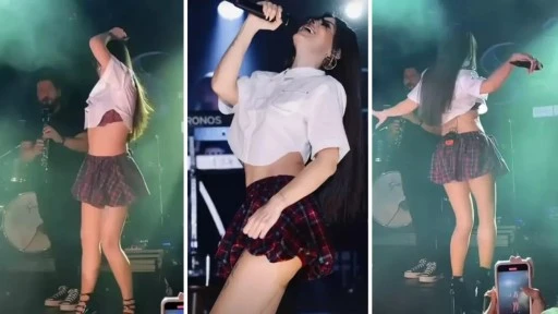 Simge Sağın konserinde giydiği 'Liseli' kıyafeti b&uuml;y&uuml;k beğeni topladı