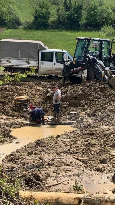 Sinop&rsquo;ta ana isale hattı patladı, 6 k&ouml;y 2 g&uuml;n susuz kaldı
