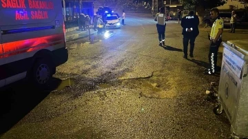 Sinop&rsquo;ta yoldaki &ccedil;ukura giren motosikletli kaza yaptı: 1 yaralı
