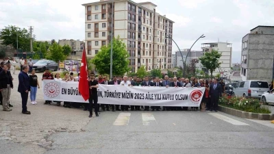 Şırnak&rsquo;ta Aile G&uuml;n&uuml; y&uuml;r&uuml;y&uuml;ş&uuml; d&uuml;zenlendi
