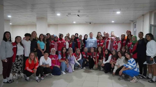 Şırnak&rsquo;ta Gen&ccedil;lik ve Spor Bakanlığı&rsquo;nın projesiyle g&ouml;n&uuml;l k&ouml;pr&uuml;s&uuml; kuruldu
