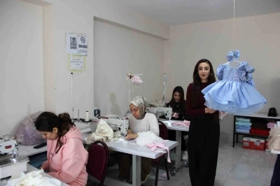 Şırnaklı girişimci izlediği dizideki moda tasarımcısı karakterinden etkilenerek 20 yaşında at&ouml;lye kurdu
