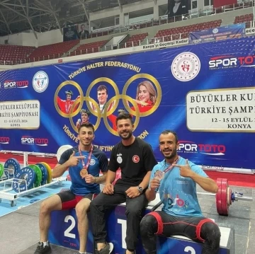 Şırnaklı Harun Alg&uuml;l halter şampiyonasında T&uuml;rkiye şampiyonu oldu
