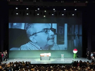 Sırrı S&uuml;reyya &Ouml;nder i&ccedil;in Atat&uuml;rk K&uuml;lt&uuml;r Merkezi&rsquo;nde t&ouml;ren d&uuml;zenlendi
