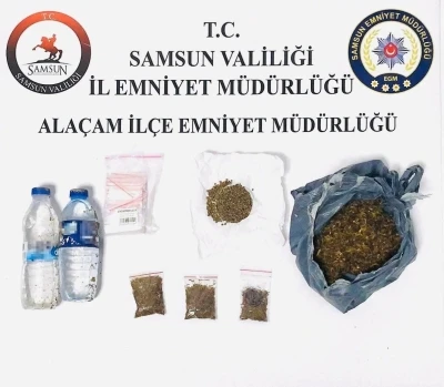 Şişe i&ccedil;inde sıvı bonzai ile yakalandı
