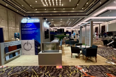 Şişecam, RE+ 2025 Fuarında S&uuml;rd&uuml;r&uuml;lebilir Enerji &Ccedil;&ouml;z&uuml;mlerini Sergiledi