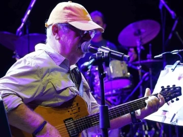 Şişli&rsquo;de B&uuml;lent Orta&ccedil;gil r&uuml;zgarı esti
