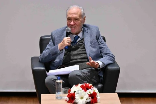 Şişli&rsquo;de Prof. Dr. İlber Ortaylı, Nazım Hikmet&rsquo;i anlattı
