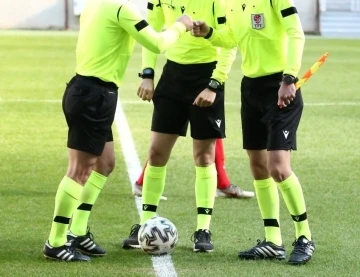 Sivas Belediyespor - Amedspor m&uuml;cadelesinin hakemleri a&ccedil;ıklandı
