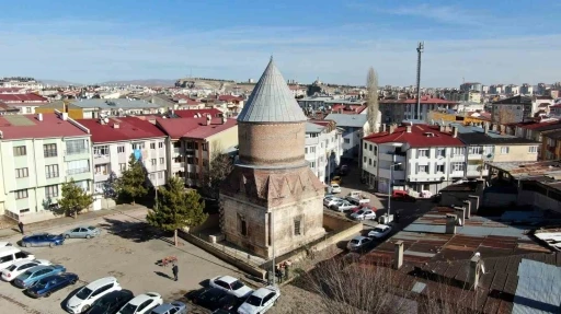 Sivas&rsquo;ın eşsiz tarihi mimari yapıları 2025&rsquo;te restore edilecek
