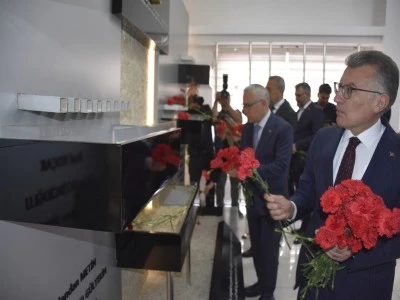 Sivas katliamının 32'nci yıl d&ouml;n&uuml;m&uuml;nde anma programı