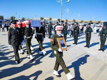 Sivas şehidini uğurladı
