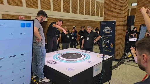 Sivaslı &ouml;ğrenci D&uuml;nya 5.si oldu
