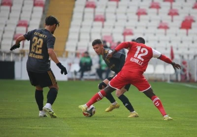 Sivaspor kupaya veda etti