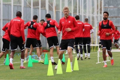 Sivasspor, Samsunspor ma&ccedil;ına hazırlanıyor
