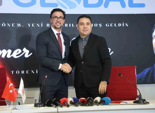 Sivasspor&rsquo;un yeni teknik direkt&ouml;r&uuml; &Ouml;mer Erdoğan imzayı attı
