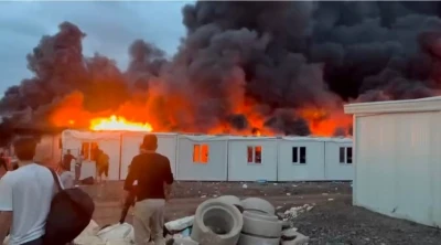 Siverek&rsquo;te iş&ccedil;ilerin kaldığı konteynerlerde yangın &ccedil;ıktı
