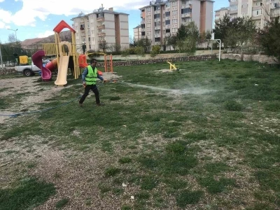 Sivrisinek ve haşerelere karşı ila&ccedil;lama yapıldı
