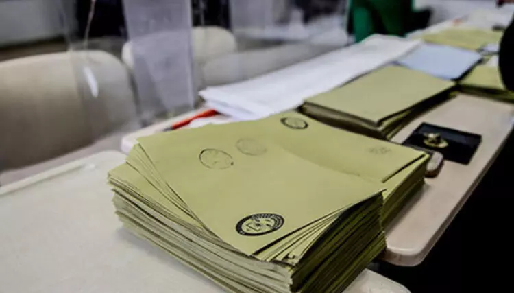 SİYASİ PARTİLERİN 28. D&Ouml;NEM BURSA MİLLETVEKİLİ ADAYLARI